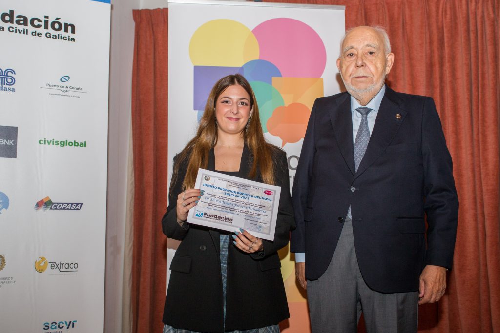 PREMIO RODRIGO DEL HOYO